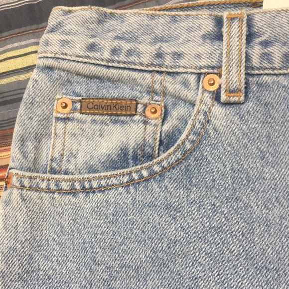 New! Calvin Klein Y2K Enzyme Wash High Waist Easy Fit Button Fly Jean Short sz 9 - Picture 8 of 10